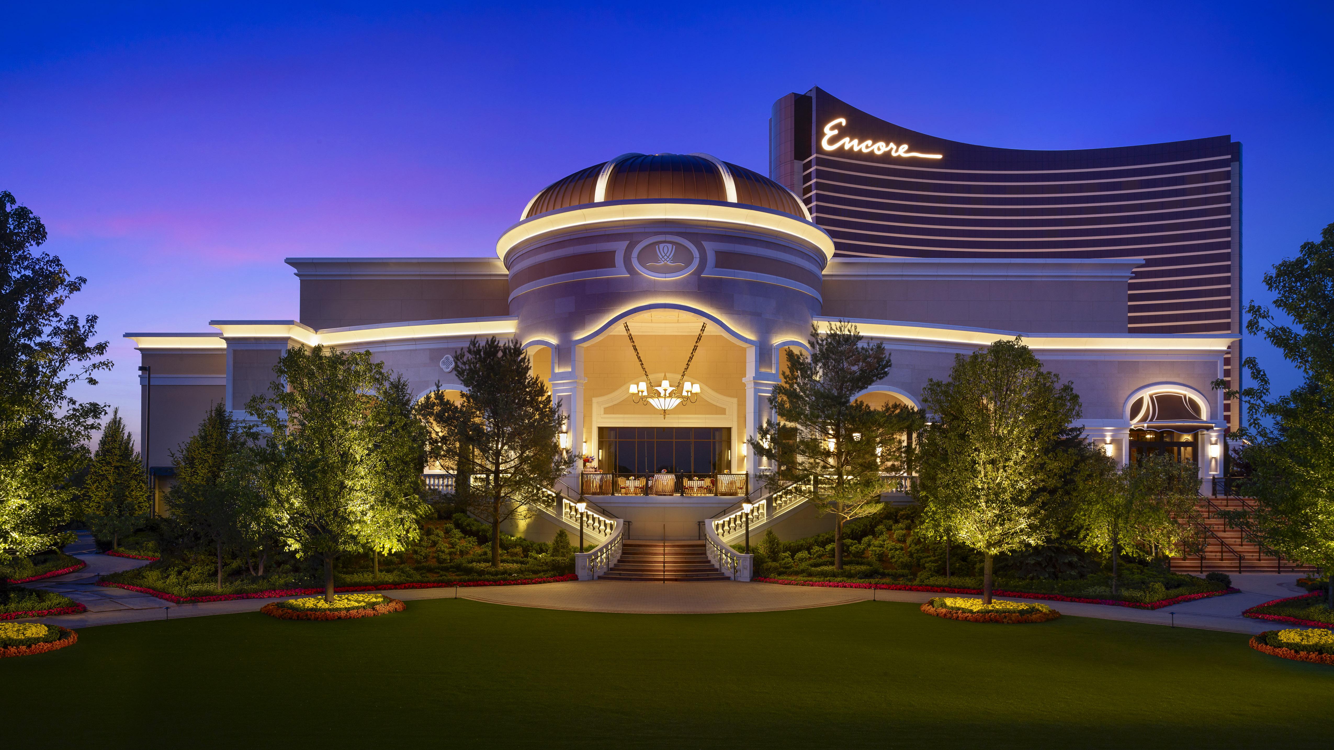 Encore Boston Harbor Everett Екстериор снимка Encore at Wynn Las Vegas